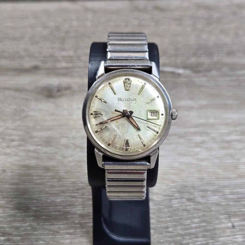 Vintage Bulova Stainless Steel Mechanical Date Watch Silver Speidel Band 60s